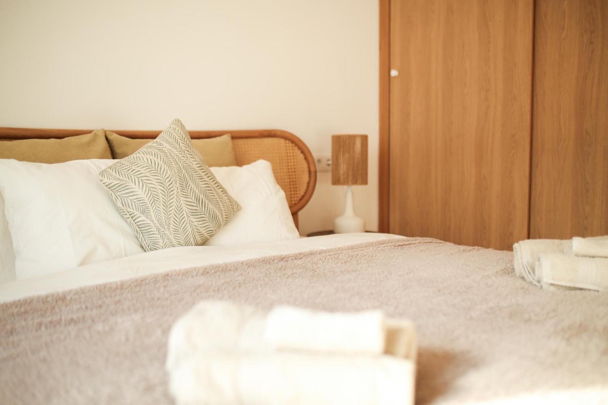 Modern Flat With Montgo View Apartment Denia Ngoại thất bức ảnh
