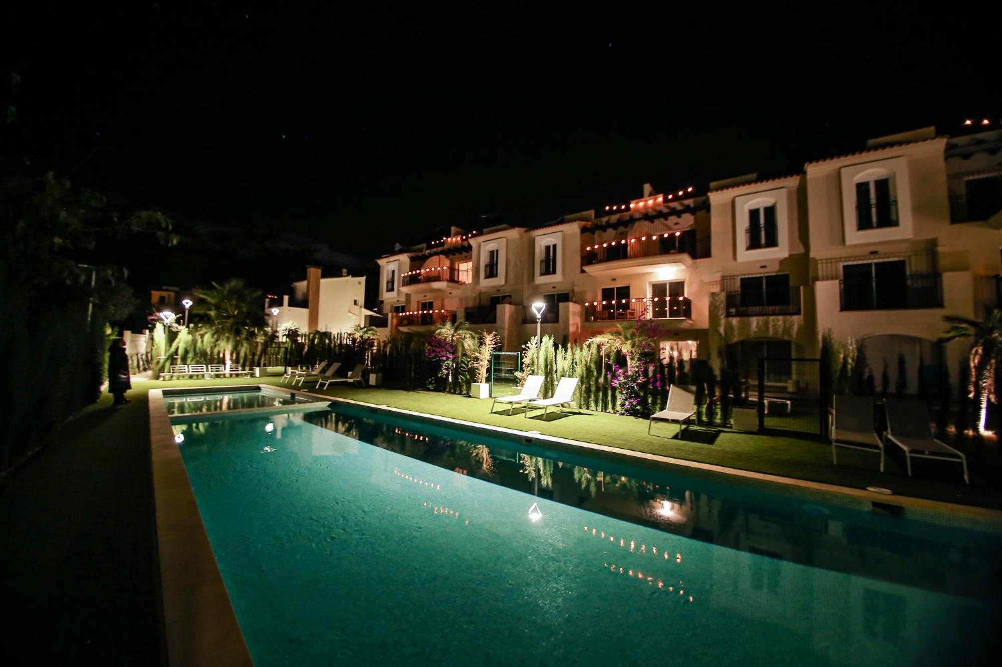 Modern Flat With Montgo View Apartment Denia Ngoại thất bức ảnh