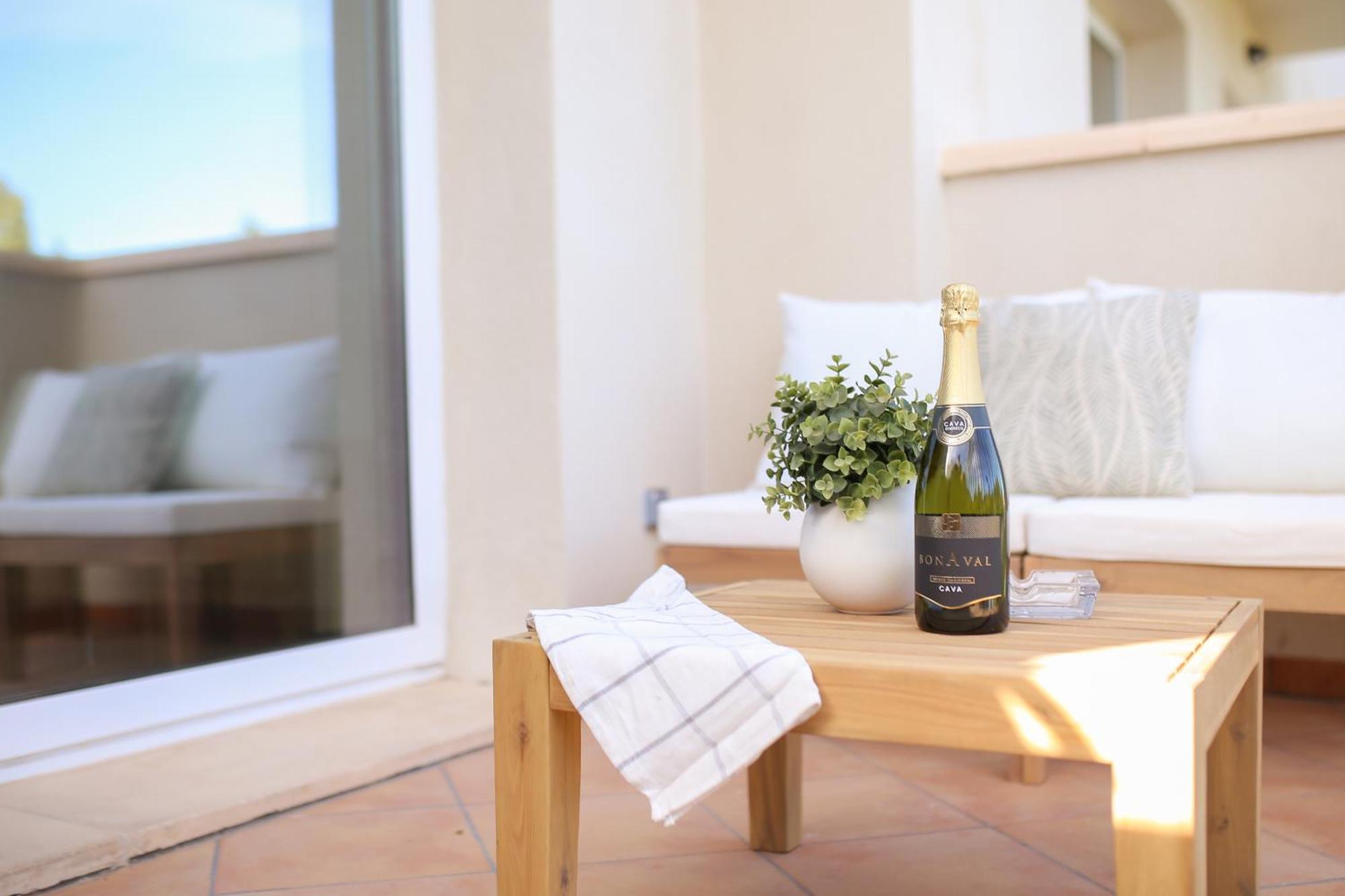 Modern Flat With Montgo View Apartment Denia Ngoại thất bức ảnh
